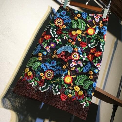 2021 summer new lace skirt women vintage heavy industry embroidered French style knee length high waist A-line skirt