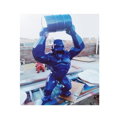Raise bucket gorilla decoration piece creative diamond shape Resin glass steel bar nightclub front desk animal modeling BIG 65CM