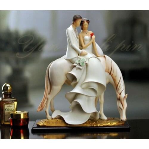 LARGE CHARACTER NEWLY MARRIED HOME DECORATION IMMEDIATELY HAPPY RIGHT NOW HAPPY WEDDING GIFT HORSE STATUES HOME FURNISHING