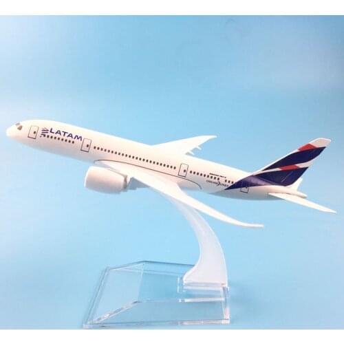 FREE SHIPPING 16CM LATAM 737 METAL ALLOY MODEL PLANE AIRCRAFT MODEL TOY AIRPLANE BIRTHDAY GIFT