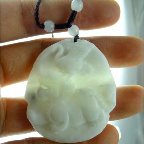 Natural stone Quartz crystal Chinese hand-carved statue of Cranes Unicorn amulet pendant for diy jewelry making Necklace