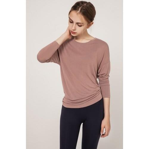 2021 Autumn Winter Season Ties Up Round Neck Yoga Running Clothing Gym New Arrival Sports Top Long Sleeve Back Open For Women