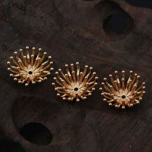 20pcs Brass Casted Metal 2-layer 15mm Pistils Stamens Flower Bead Caps Stamping DIY Charms for DIY Retro Jewelry Making Supplies
