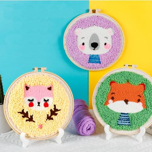 Hand embroidered DIY material package cartoon pattern embroidery rubbing block embroidery suit wool painting