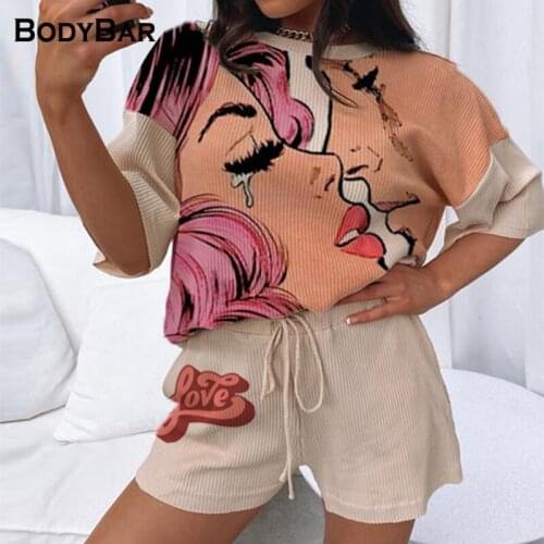 Summer Female Two Piece Suit Face Printed Hip Hop Fashion O-neck T Shirts + Shorts Matching Outfits Oversized Comfort Tracksuits