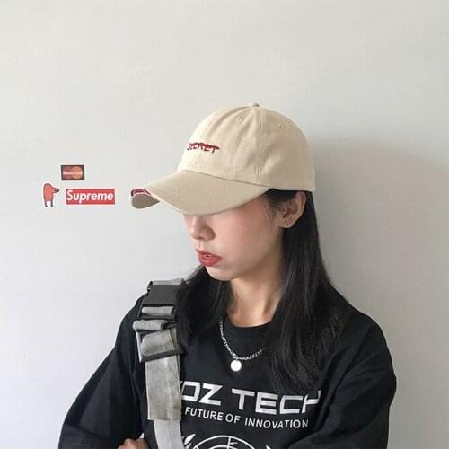 Street Fashion ~ Ripped Cap Cool Handsome Women Go with Soft Baseball Cap Male Hipster Trump Visor Hat Cap Hat