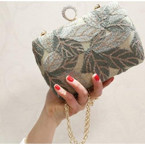 Womens Evening Bag Diamond Ring Clutch Bag Leaves Embroidery Wedding Purse and Handbag Party Banquet Shoulder Bag ZD1697