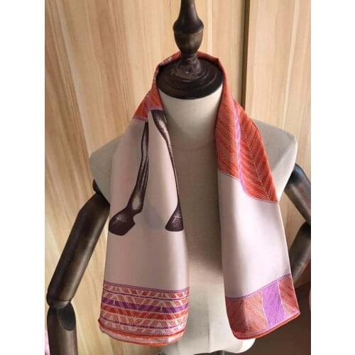 2020 new arrival winter autumn pink horse pattern 100% pure silk scarf twill hand made roll 90*90 cm shawl wrap for women lady