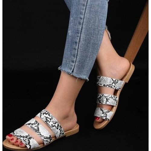 Women Summer Slippers Ladies Round Toe Sandal Slipper Casual Flip Flops Beach Weave Flat Shoes Female Slip On Shoe New Fashion