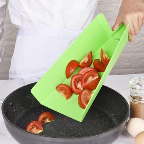 Creative Bendable Plastic Anti-slip Vegetable Meat Cutting Board Kitchen Cutting Board Multifunctional Table Board