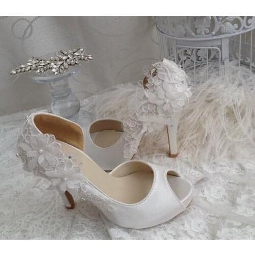 2020 Lace Flower White High Heel Peep Toe Party Banquet Shoes Wedding Dress Shoes Bridal Shoes Bridesmaid Shoes Color Size 34-40