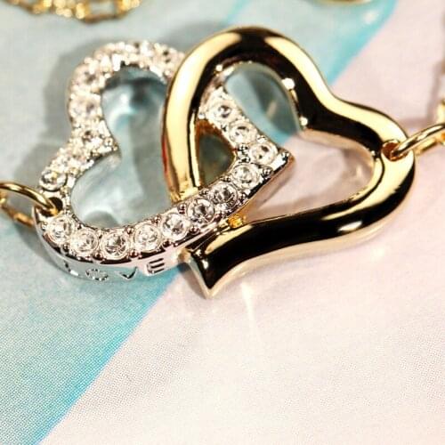 Brand 1:1 Fashion and Romantic Double Heart Diamond Design Shaped Golden Bracelet Elegant Luxury Ladies Silver Jewelry