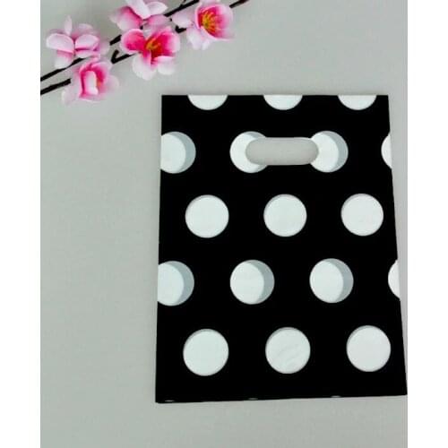 Wholesale 100pcs/lot 25x35cm White Round Dots Black Plastic Bags Boutique Clothes Jewelry Packaging Bag Cute Plastic Gift Bags