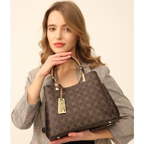 High quality bag womens autumn and winter new fashion printing womens elegant shoulder bag portable straddle womens bag