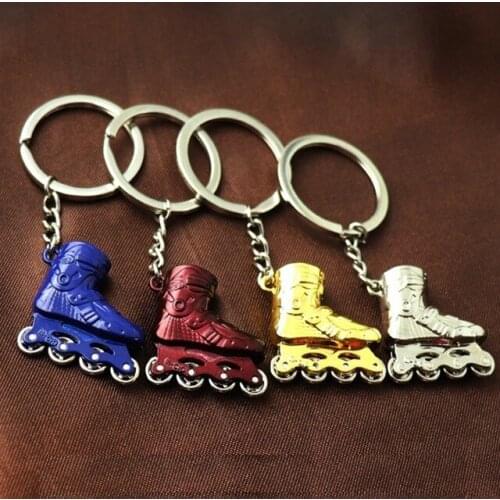2019 hot sale Creative Mini Skate Shoes Model Wheeled Activities Keychain Automobiles Bag Pendant Keyring New Year Gift 100 pcs