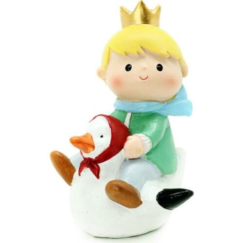 Resin Charms Home Decor Le Petit Prince Tabletop Decoration Figures Cake Topper Decorated Charms Princekin Figurines Toy