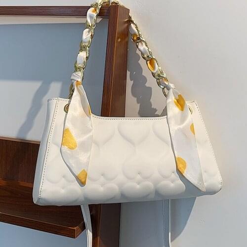 Small Chain Shoulder Bags for Women 2021 Heart-shaped Designer Messenger Bag Ladies Scarves Tote Handbags Solid Color Armpit Bag