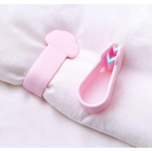 6Pcs Quilt buckle fixing clip Safe childrens non-slip sheet buckle Home Mattress Sofa Cushion Fasteners Clip household Supplies