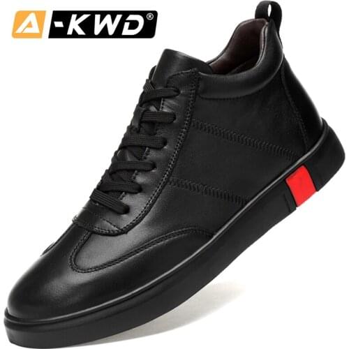 Fashion High Top Snikers For Men Genuine Leather Shoes Men Casual Black Men Sneakers Autumn Single Mens Shoes Male Footwear Fur