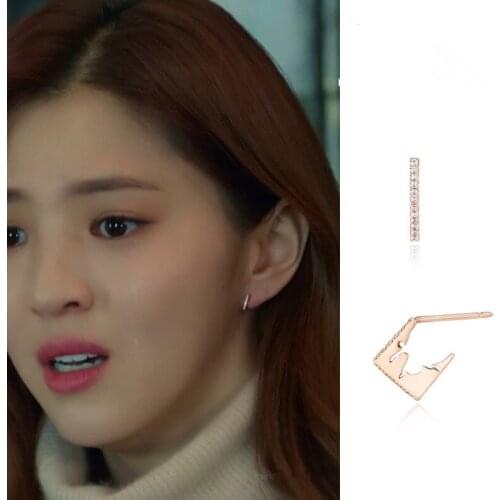 Han So Hee The world of Korean drama couple Same cold wind stud geometric Earrings for mwomen girls