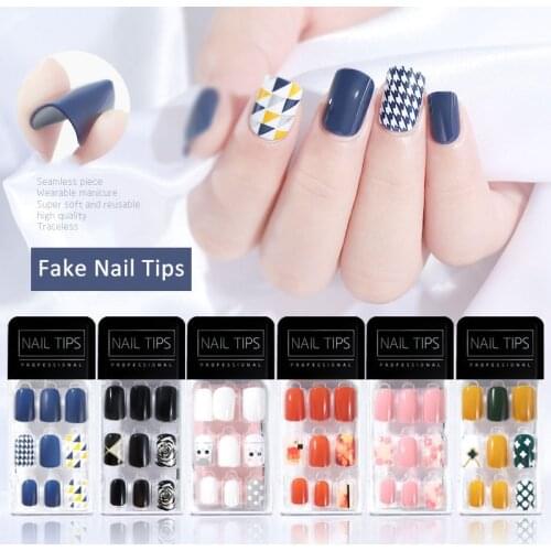 30pcs/Box Wearable Fake Nails Tips Waterproof Seamless Traceless Sticker False Fingernails Soft Reusable Nail Art Manicure Tools
