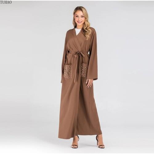 Modern dignified fashion Islamic Muslim long robes beading pockets Kimono Style Long Coat Woman Elegant Trench Windbreaker A1738