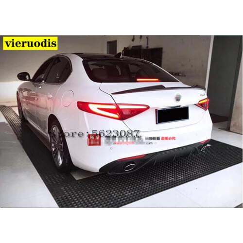 Carbon Fiber / FRP Rear Spoiler Trunk Boot Lip Wing Spoiler for Alfa Romeo Giulia Sedan 2015 - 2018 Quadrifoglio Verde