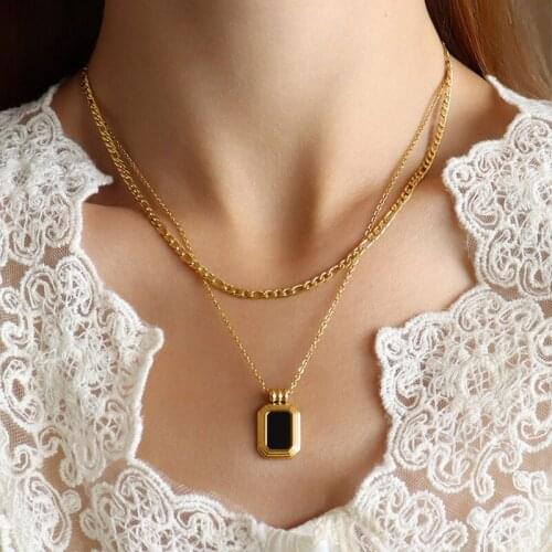 Top Quality 2021 New Style Stainless Steel Jewelry Black Shell Acrylic Double Layered Necklace Womens Fashion Clavicle Chain