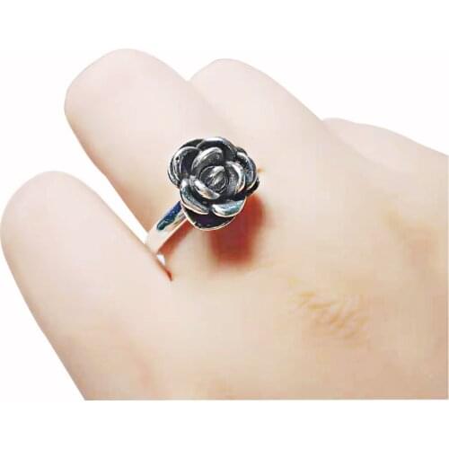 2PCS Rose Ring Silver Retro Female Self Defense Fashion Defensa Women Safety Protection Girl Outdoor Emergency Survival Segurida