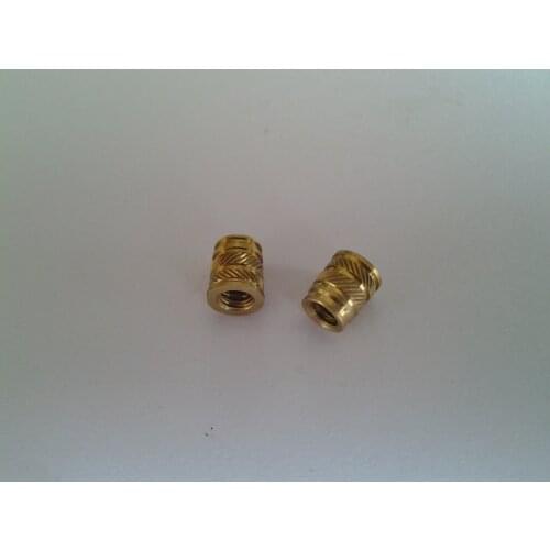 IUB-080-1/2 256-1/2 440-1/2 632-1/2 832-1/2 024-1/2 032-1/2 0420-1/2 0428-1/2 0518-1/2 0616-1/2 Tapered Thru-Threaded Insert