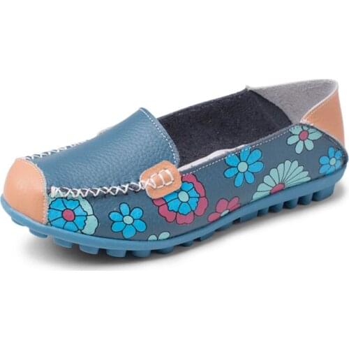 Large Size Flat Shoes Woman Slip On Women Flats Fashion Loafers Shoes Women Print Genuine Leather Mother Shoes XKD1105