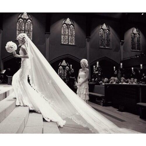 New Luxury 5M High Quality White/Ivory Long Lace Wedding Veils With Lace Cheap Custom Made Free Shipping Wedding Favor Veil In S