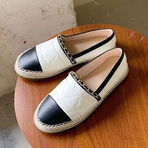 Womens Flat Shoes Mixed Color Chain Weave Leisure Retro Ladies Shoe Outdoor Comfortable Solid Soft Concise Women Footwear New