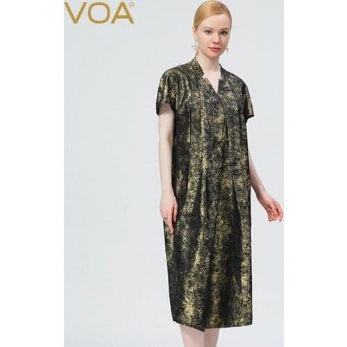 VOA Silk Yarn-dyed Jacquard Lysimachia V-neck Pullover Short Sleeve Fold Printing Under The Big Swing Slit Dress AE975 Summer