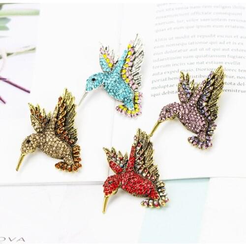 Red & Pink Blue Rhinestone Hummingbird Brooches Men Women Vintage Animal Brooches Pins Gifts High-end dress pins