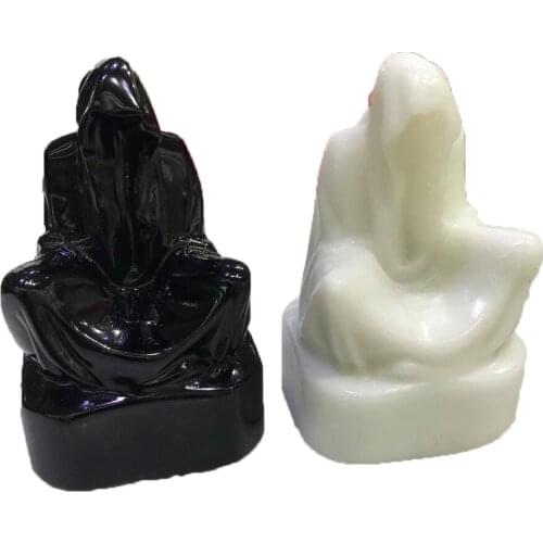 Natural Obsidian Quartz Crystal Necromancer Hand Carving Figurines Meditation Stone Witchcraft Home Decoration Gift