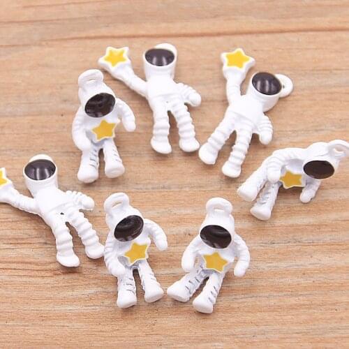 PULCHRITUDE 10pcs 2 Style 2 Size Metal Alloy White Yellow Alien Charms Astronaut Pendants For Jewelry Making DIY Handmade Craft