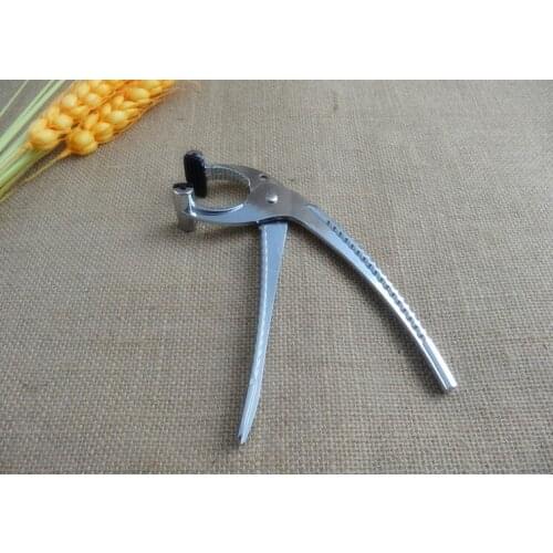 Pizza pan pliers / ShiGuo Clip /Microwave Oven Grill clip anti - hot