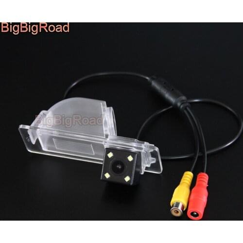 BigBigRoad For Volkswagen Santana/Jetta 2013/2015 Wireless Camera Car Rear View Backup Reverse Camera Parking Camera