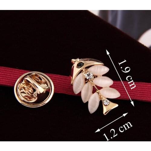 Vivid Adorable Pretty Small Fish Rhinestone Gold-color Brooches for Women Brooch Pins Jewelry
