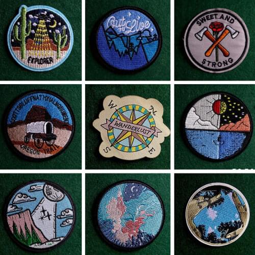 2Pcs/Lot Mountain Patch For Clothing Outdoor Embroidered Patches On Clothes Iron On Patches For Clothing Applique Stripe Sticker