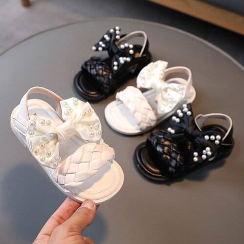 New Arrival Childrens Shoes for 2021 Summer Solid Bowknot Pearl Girls Shoes Soft Soled Non-Skid Hook and Loop Fasterens Sandal