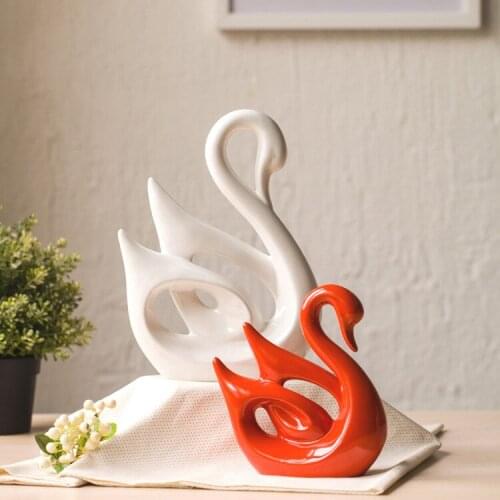 Exquisite Interesting Chinese Modern Porcelain Red and White Double Cute Swans Decoration Statues