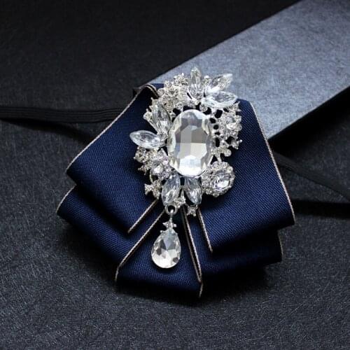 Elegant Men Women Wedding Business Party Neck Collar Shirt Bow Tie British Elastic Band Alloy Rhinestone Uniform Ribbon Bowtie