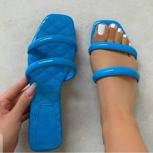 Sexy Women Slipper Jelly Flats Beach Sandals Outdoor Casual Slides Anti-slip Slippers 2021 Women Shoes for Ladies Candy Color