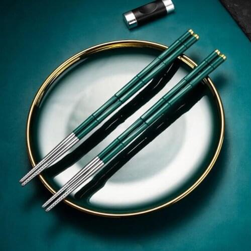 Chinese Chopsticks Creative Bamboo Shape Chopstick Non-slip Reusable Food Sushi Sticks Kitchen Tools