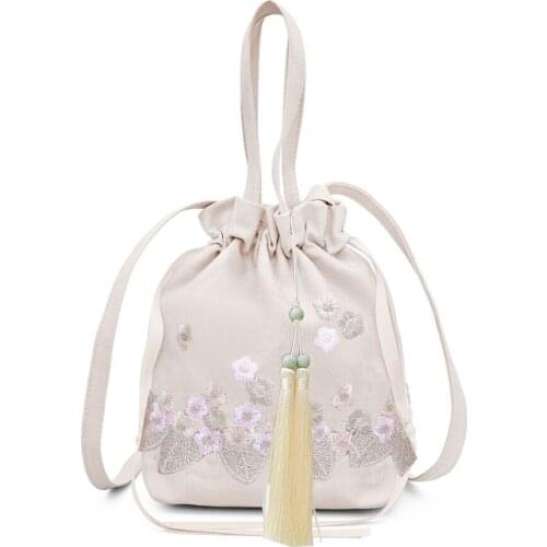 Fashion Luxury Embroidery Women Purses and Handbags Tassel Classical Style Ladies Shoulder Bags Female Designer Crossbody Bags