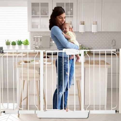 High Quality Baby Gate Pet Gate Door Bar Guide Fixing Sheet For Baby Door Bar Pet Fence