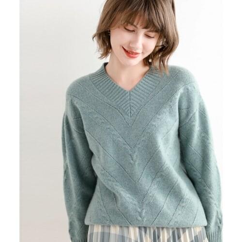 Pullover sweater womens v-neck 100 pure wool loose pullover lazy Korean style autumn and winter all-match sweater