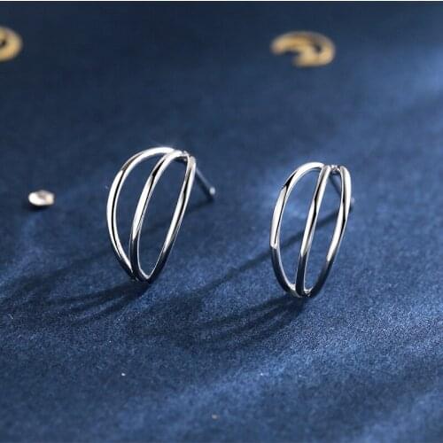 Cute Leaf Pattern Stud Earrings 2020 New Style Fashion Ear Stud Geometry Women Earrings Silver Color